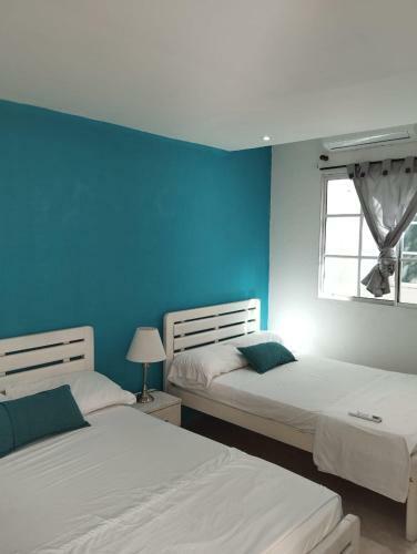 Las Vegas Apartasuit