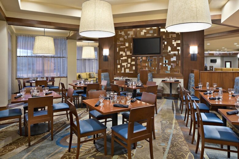 Hotel Fort Collins Marriott