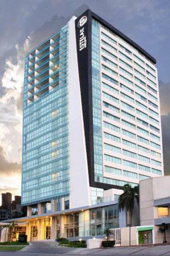 Aparta Suite En Hotel Estelar 5 Estrellas