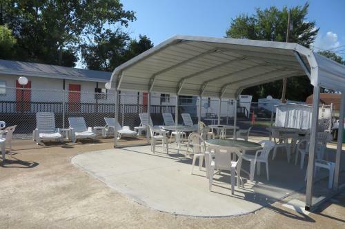 Seacrest Motel