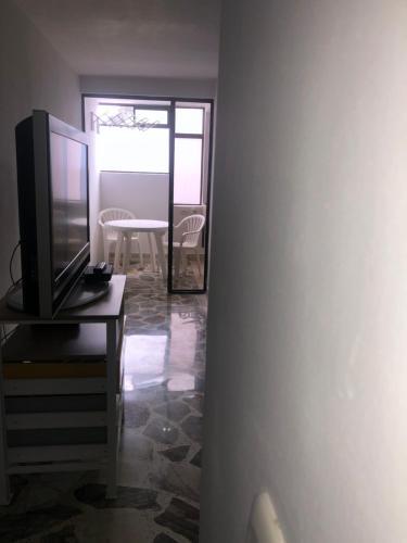 Apartamento C�modo , C�ntrico Y Bien Ubicado 302