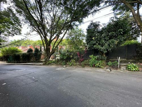 Apartamento Casa Ancestral - Poblado - Transversal Superior