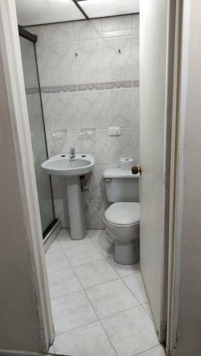 Hab. Cama Doble Y Ba�o Privado #3
