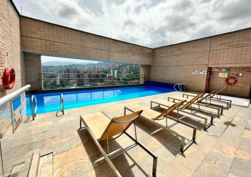 Apartamento En El Poblado, Medellin
