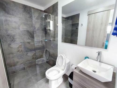 Apartamento Magn�fico Apto 402 Poblado Cerca Al Parque Lleras
