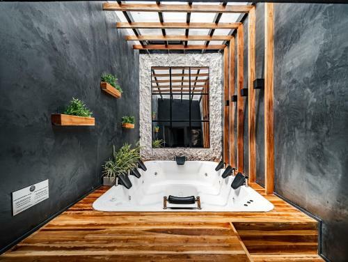 Luxury Apartment With Jacuzzi In Parque Lleras