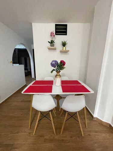 Apartamento Apto Completo Moderno 1er Piso