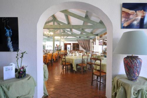 Hotel Arcu Di Sole