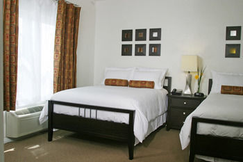 El Primero Boutique Bed & Breakfast Hotel