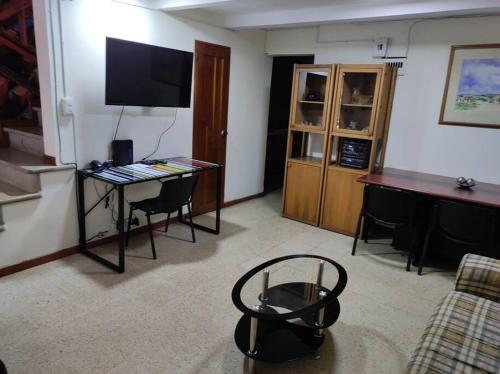Casa C�moda, Cerca Parque Acu�tico En Medellin