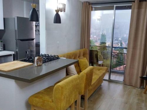 Apartamento Amoblado Completo -vista Espectacular