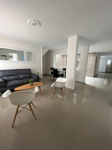 Apartamento Traditional Roomy House