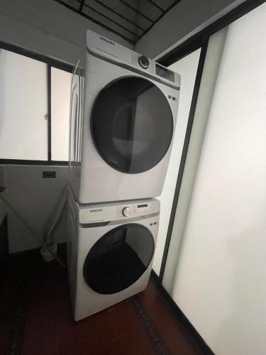 Habitaci�n Privada Y C�moda Medellin -laureles 5