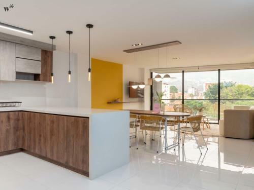Apartamento Impressive 3br With Modern Balcony