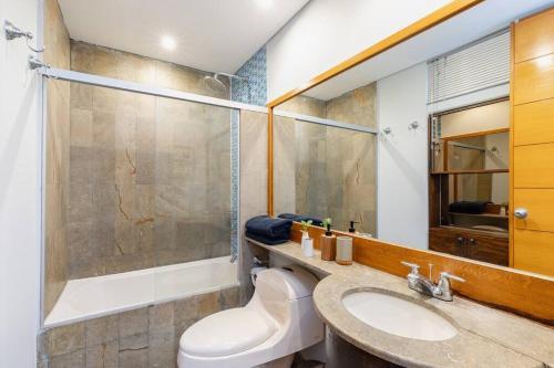 Apartamento El Poblado, Finisterre Ap 801