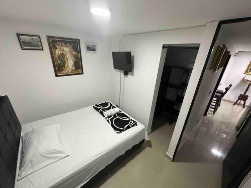 Hermoso Apartamento Con Piscina , Central A Todo .