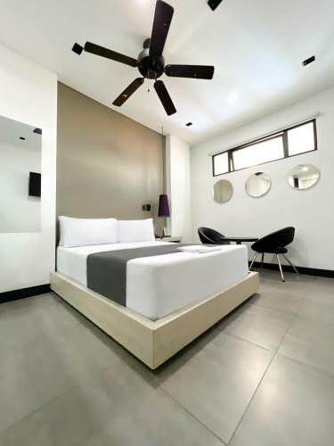 Hotel Medellin Center