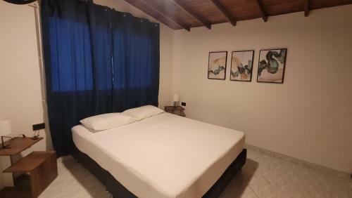 La Familia Hostel - Manila