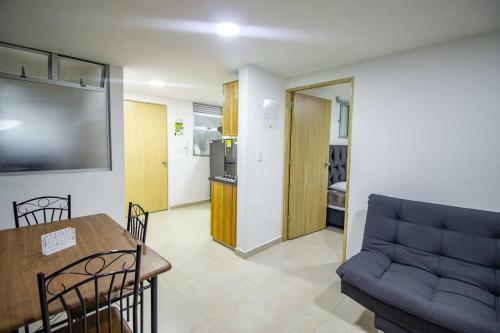 Apartamento Dos Alcobas Estadio Obelisco Piso 2