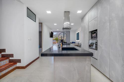 Medellin-apartamento En Belen 401