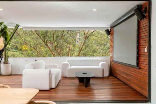 Villa Provenza Luxury Penthouse ? Pvt. Rooftop ? Jacuzzi