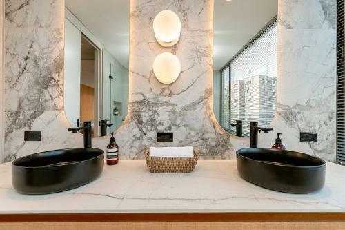 Villa Provenza Luxury Penthouse ? Pvt. Rooftop ? Jacuzzi