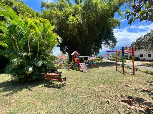 Moderna Caba�a En Ruitoque Condominio