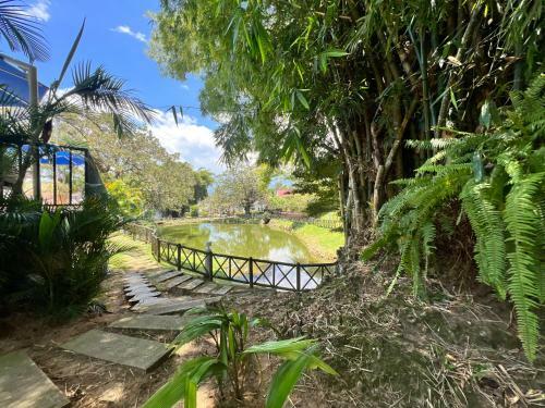 Moderna Caba�a En Ruitoque Condominio