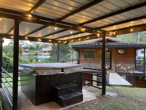 Casa Finca Con Jacuzzi En Guarne Antioquia