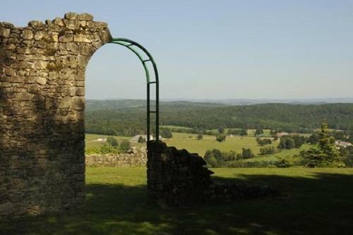 Hotel Logis H�tel De La Tour