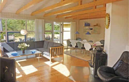 Holiday Home Loftsg�rdsskoven Aakirkeby XI