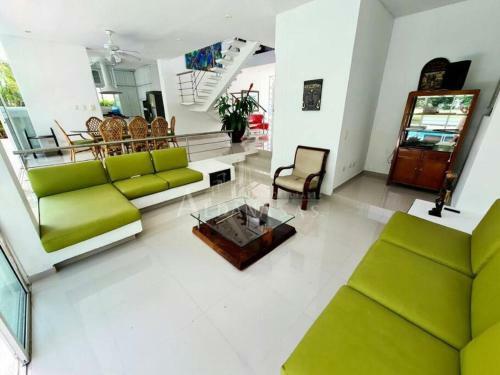 Hermosa Casa En El Pe�on