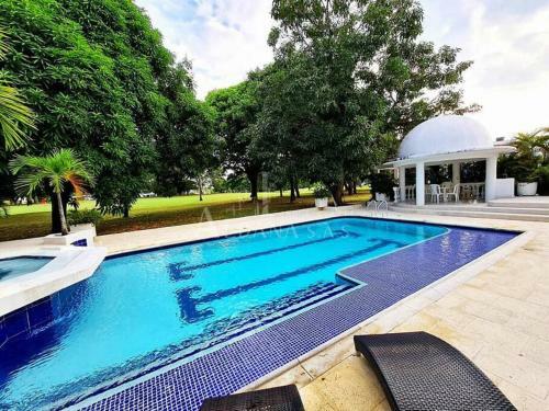Hermosa Casa En El Pe�on