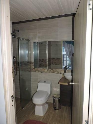 Casa Con Piscina Interna Para Tus Vacaciones