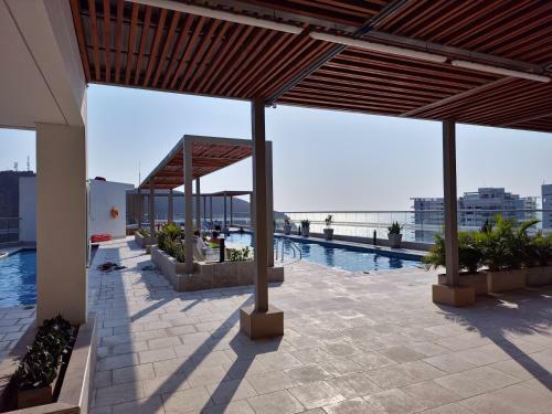 Modernos Y C�modos Apartamentos En Playa Salguero