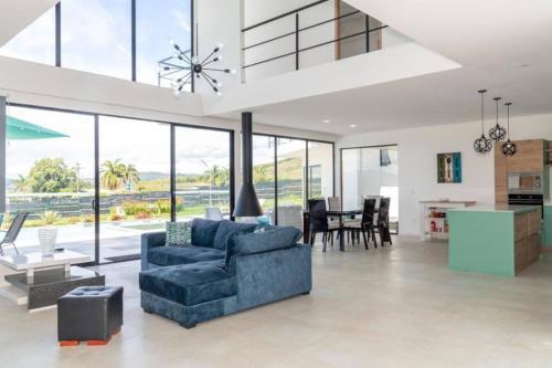 Villa Finca Con Vista Al Lago