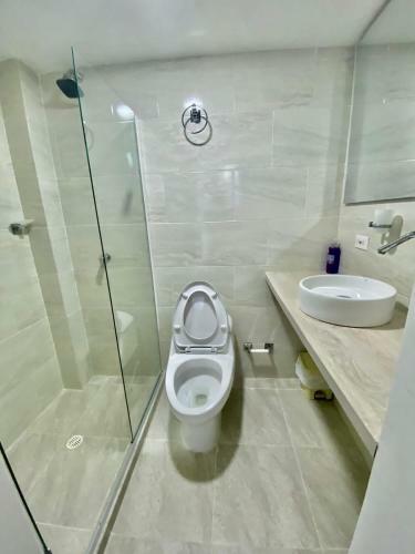 Cove�as Apartamento Amoblado Piso 1