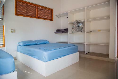 Hermosa Casa Con Piscina En Carmen De Apical�