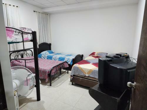 Villa Mansi�n Con Piscina Privada