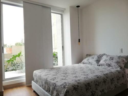 Amplio Apartamento Con Terrazas Y Vista �nica Cafetera