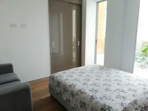 Amplio Apartamento Con Terrazas Y Vista �nica Cafetera