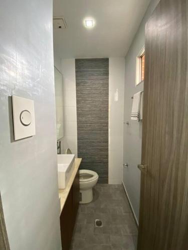 704 - Apartamento Con Excelente Ubicaci�n.