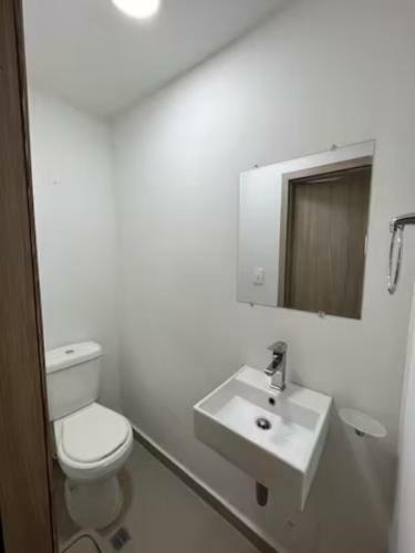 Apartamento C�modo Apto Para 4 Personas