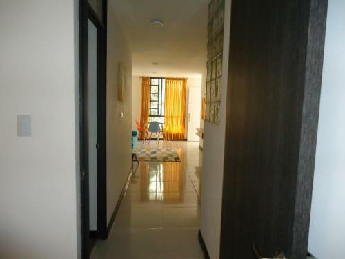 Cali, Juanambu. Acogedor Apartamento Con Parqueo.
