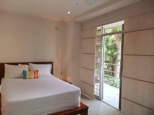 Apartamento Cali-granada Piscina