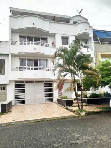 Apartamento Luminoso Hospedaje Con Balc�n