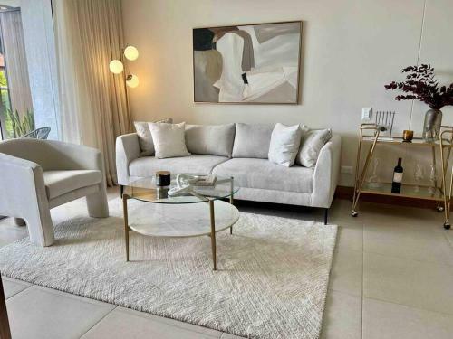 Glamorous New 2br Apartment In Granada