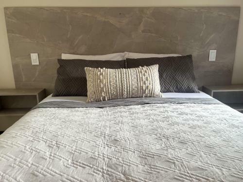 Apartamento Secure 3-br In South Cali Pool & Pet-friendly