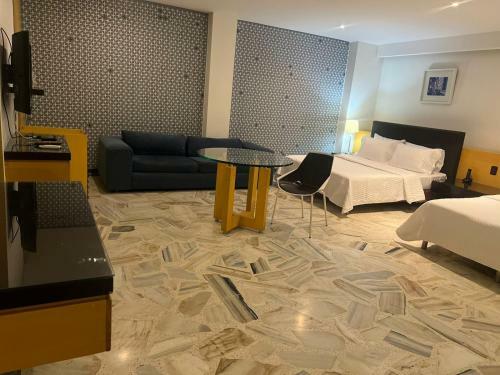 Aw Hotel Luxor Versalles