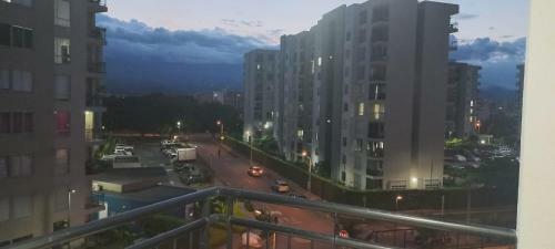 Moderno Amplio Y Acogedor Apartamento En El Sur De Cali